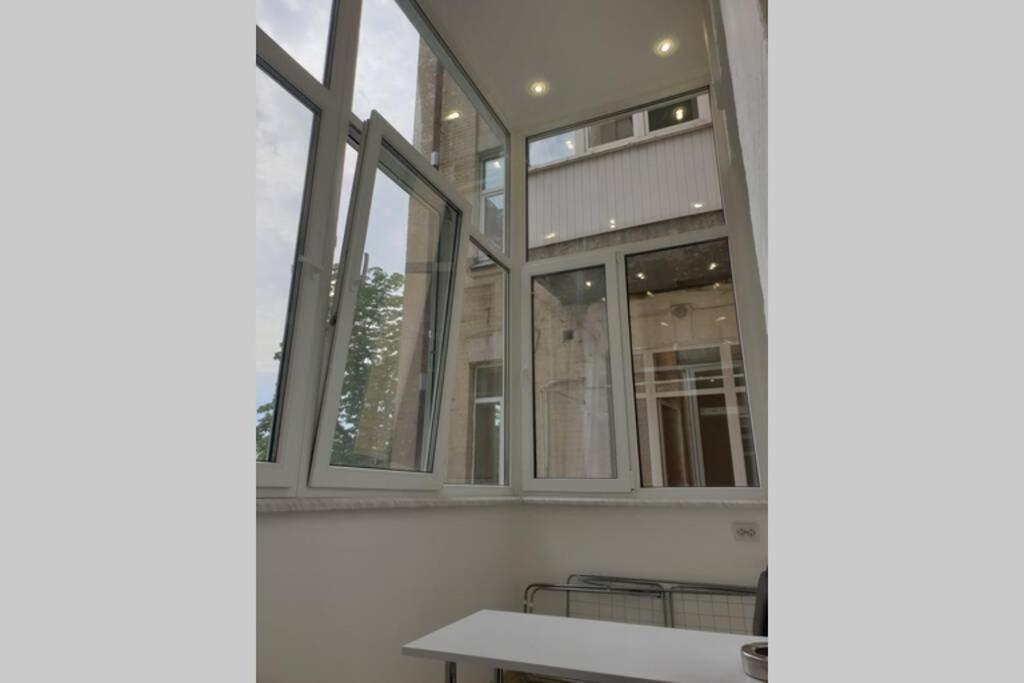 Comfortable Luxury Apartment With 3 Rooms. Center Heart Of Kiev Bagian luar foto