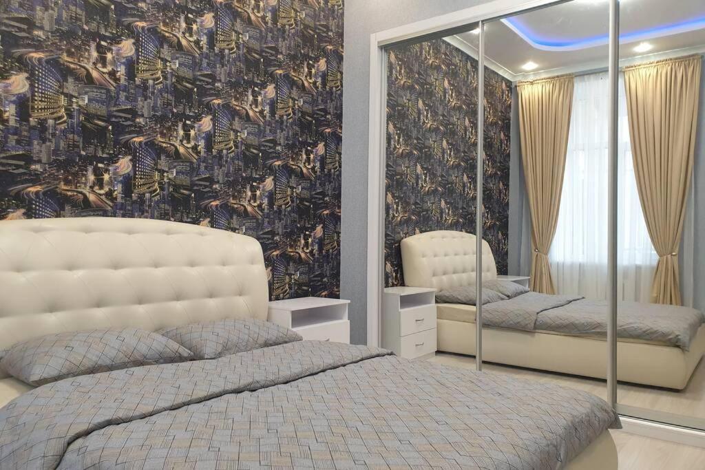 Comfortable Luxury Apartment With 3 Rooms. Center Heart Of Kiev Bagian luar foto