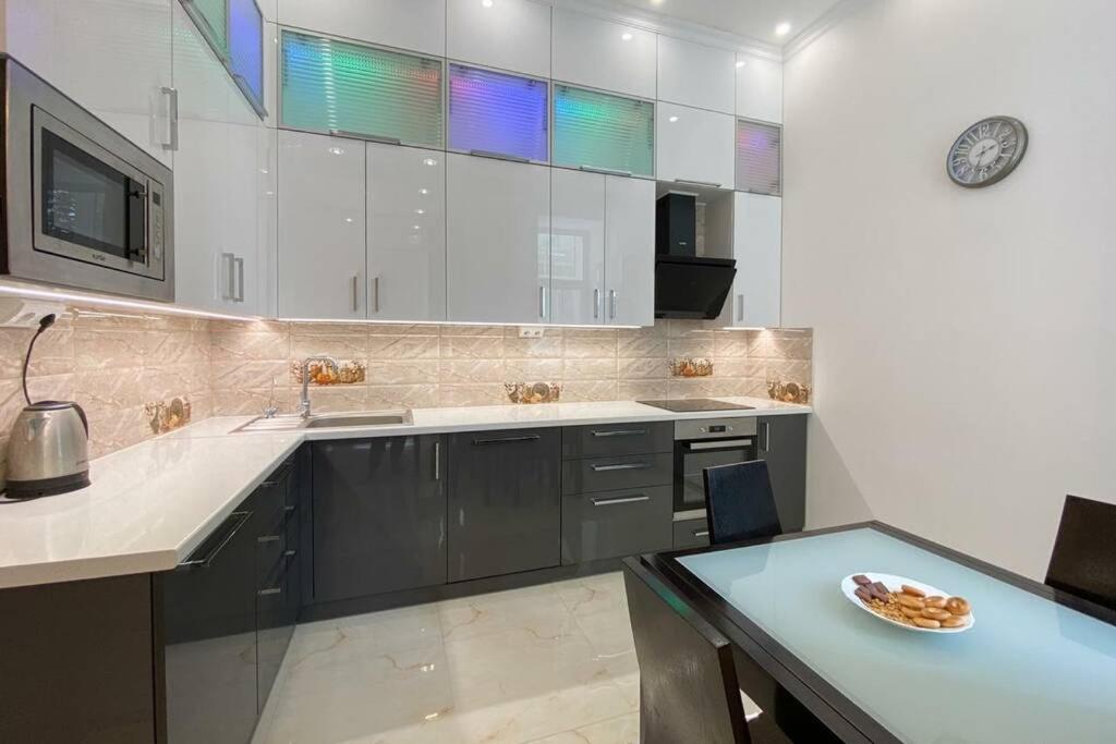 Comfortable Luxury Apartment With 3 Rooms. Center Heart Of Kiev Bagian luar foto